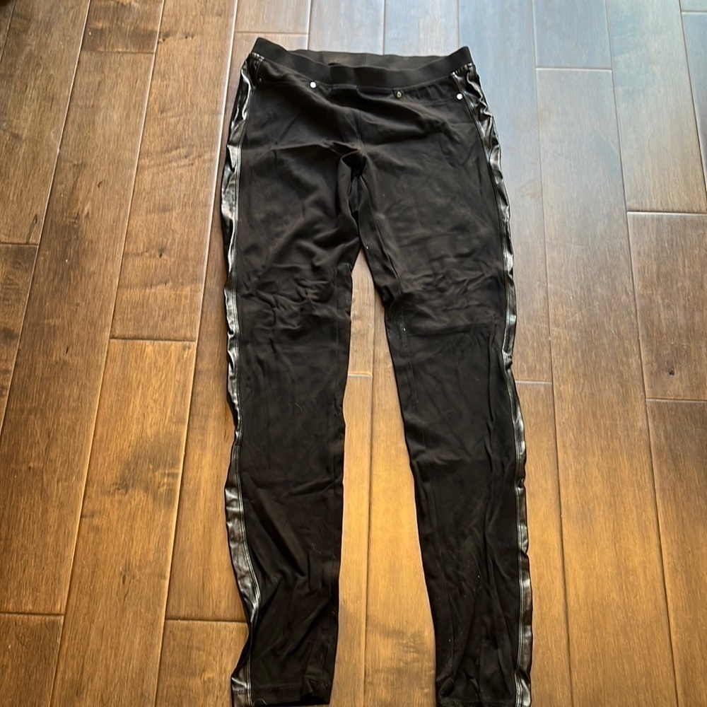 Bylyse leggings with “leather” strip down sides- size small women’s - black